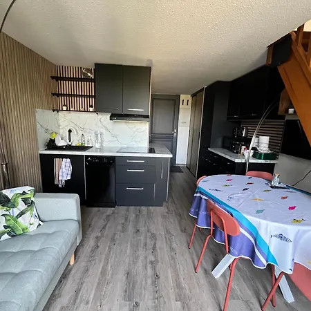 Petite Maison Dans Avec Piscine 펜션