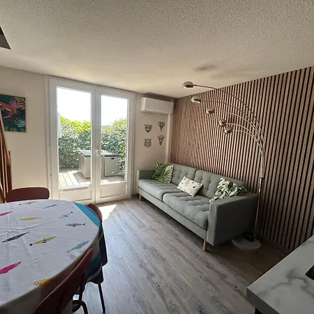 Petite Maison Dans Avec Piscine * Cogolin